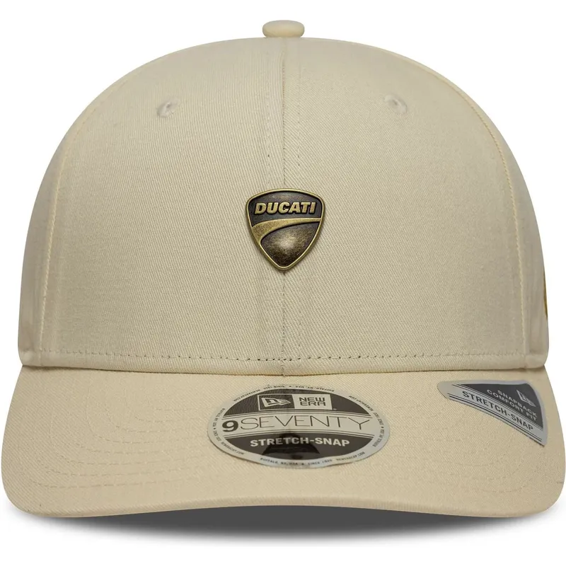 beige-gebogene-snapback-kappe-9seventy-stretch-snap-seasonal-von-ducati-motor-motogp-von-new-era