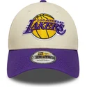 bojd-beige-och-violett-justerbar-keps-9forty-colour-block-fran-los-angeles-lakers-nba-av-new-era
