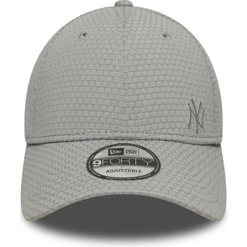 gorra-curva-gris-snapback-con-logo-gris-9forty-mesh-flawless-de-new-york-yankees-mlb-de-new-era