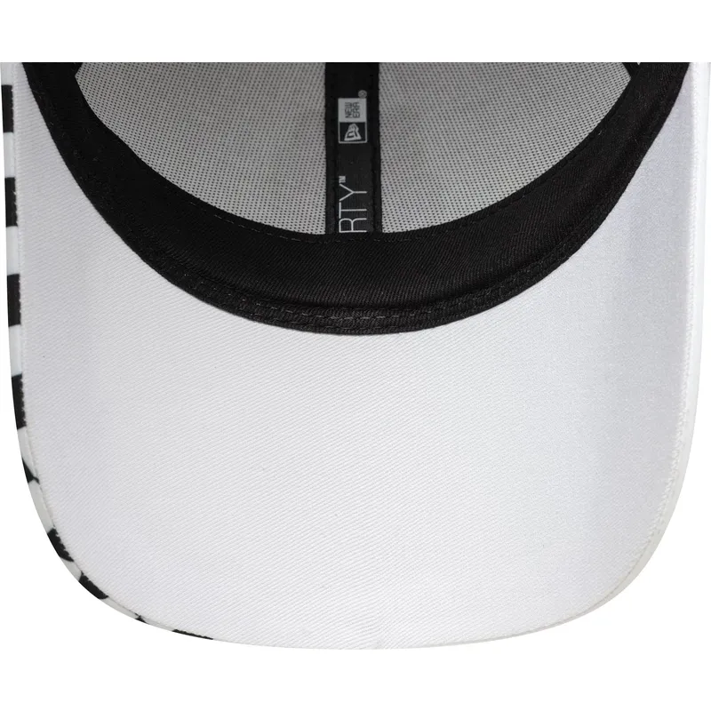 gorra-curva-blanca-snapback-9forty-checkerboard-de-racing-bulls-f1-team-formula-1-de-new-era