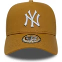 cepice-zaoblena-hneda-snapback-9forty-e-frame-league-essential-new-york-yankees-mlb-new-era