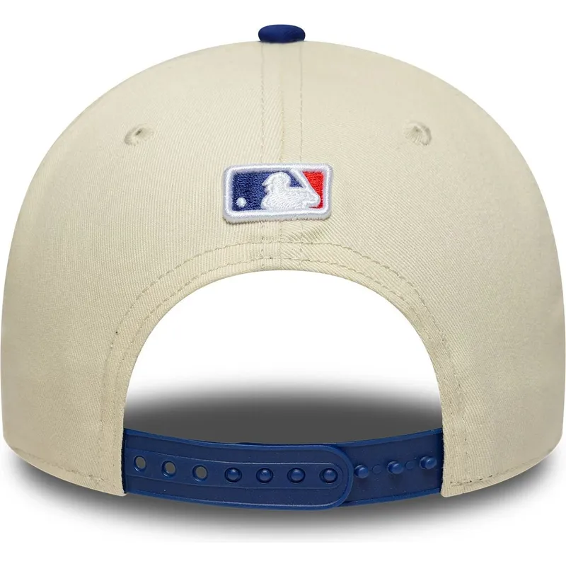 beige-und-blaue-gebogene-snapback-kappe-9forty-m-crown-der-los-angeles-dodgers-mlb-von-new-era
