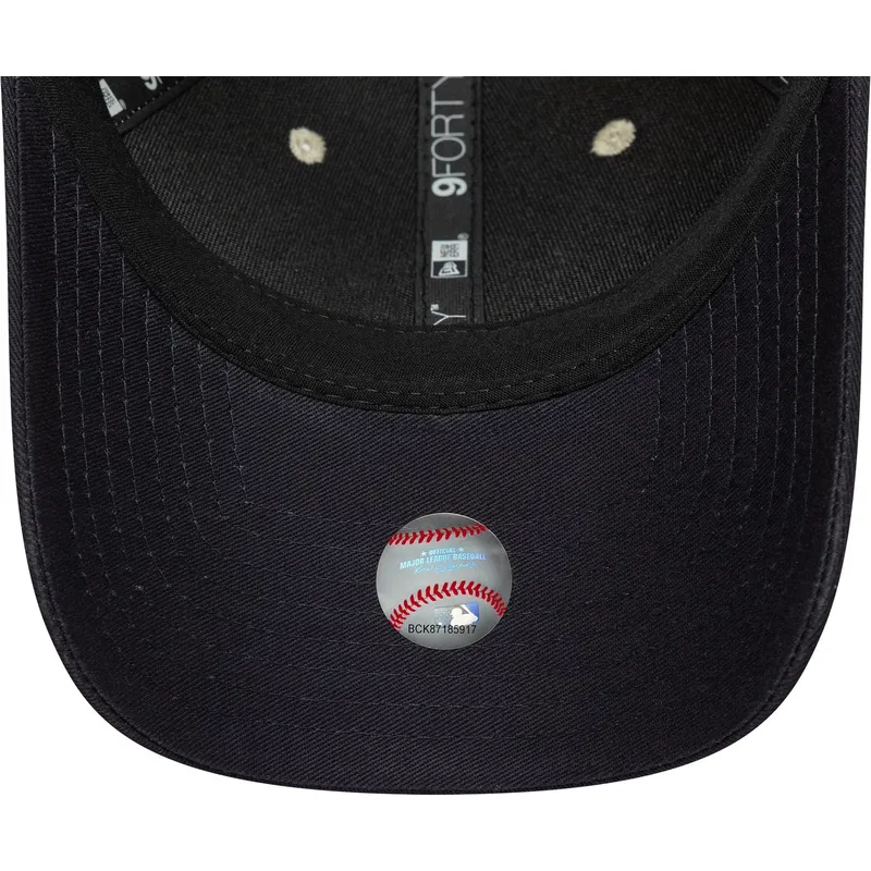 gorra-curva-beige-y-azul-marino-snapback-9forty-m-crown-de-new-york-yankees-mlb-de-new-era