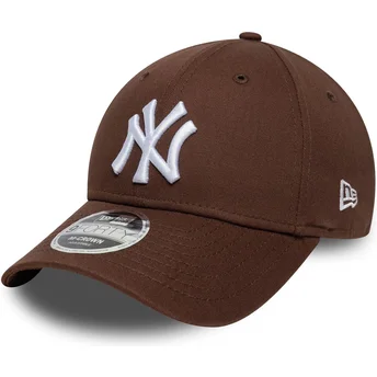 Braune gebogene Snapback-Kappe 9FORTY M-Crown der New York Yankees MLB von New Era