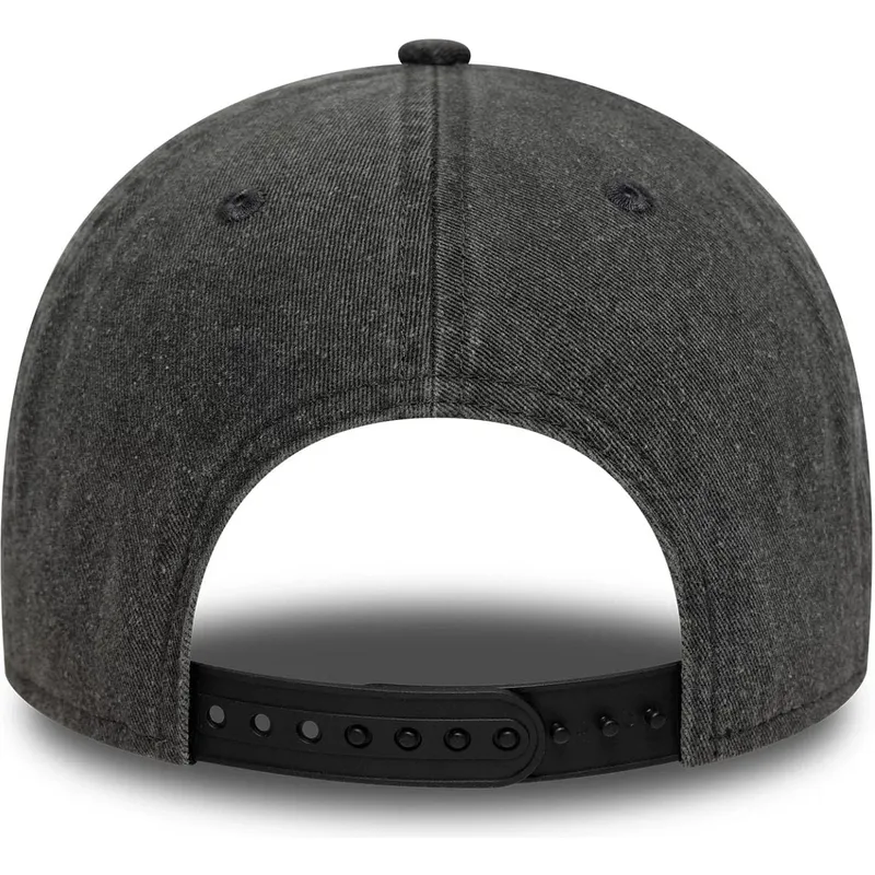 cepice-zaoblena-cerna-snapback-9forty-m-crown-washed-red-bull-racing-formula-1-new-era