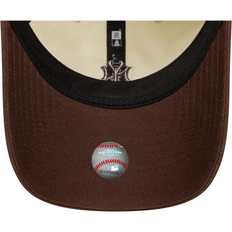 cepice-zaoblena-bezova-nastavitelny-9twenty-mini-washed-new-york-yankees-mlb-new-era