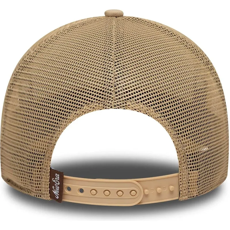 cepice-zaoblena-hneda-snapback-a-frame-oval-canvas-distress-new-era cepice-zaoblena-hneda-snapback-a-frame-oval-canvas-distress-new-era