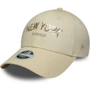 Böjd beige justerbar keps för dam 9FORTY Sequin Wordmark från New York Yankees MLB av New Era