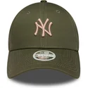 new-era-curved-brim-women-pink-logo-9forty-league-essential-midi-new-york-yankees-mlb-green-adjustable-cap