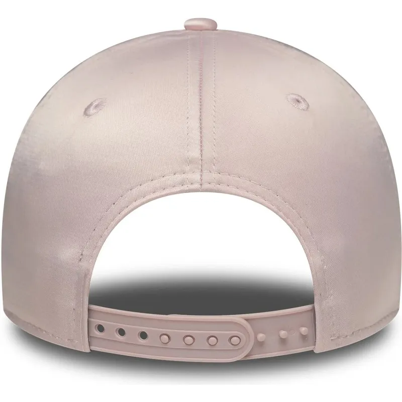 cepice-zaoblena-ruzova-nastavitelny-9forty-satin-new-york-yankees-mlb-new-era