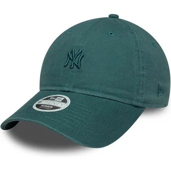Grön böjd justerbar keps för dam 9TWENTY Washed Mini från New York Yankees MLB av New Era