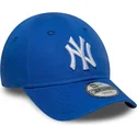 gorra-curva-azul-ajustable-para-nino-pequeno-9forty-league-essential-de-new-york-yankees-mlb-de-new-era