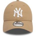 ljusbrun-bojd-justerbar-keps-9twenty-league-essential-fran-new-york-yankees-mlb-av-new-era