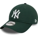cap-zaoblena-green-adjustable-strap-9twenty-league-essential-new-york-yankees-mlb-new-era