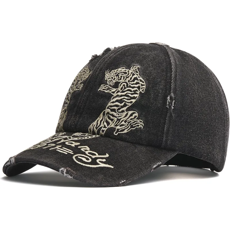 schwarze-verstellbare-curved-cap-desert-tiger-von-ed-hardy