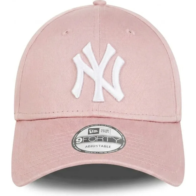 ljusrosa-justerbar-curved-keps-med-vit-logga-9forty-league-essential-fran-new-york-yankees-mlb-fran-new-era
