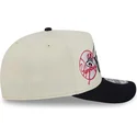 beige-und-marineblaue-gebogene-snapback-kappe-9fifty-a-frame-classic-der-new-york-yankees-mlb-von-new-era