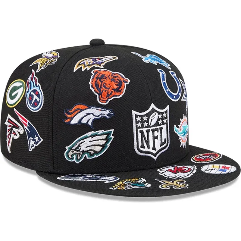schwarze-enganliegende-59fifty-all-over-nfl-flat-cap-von-new-era