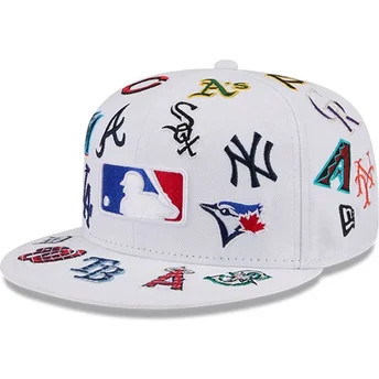 Weiße enganliegende 59FIFTY All Over Flatcap von MLB von New Era