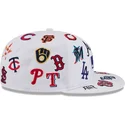 weisse-enganliegende-59fifty-all-over-flatcap-von-mlb-von-new-era