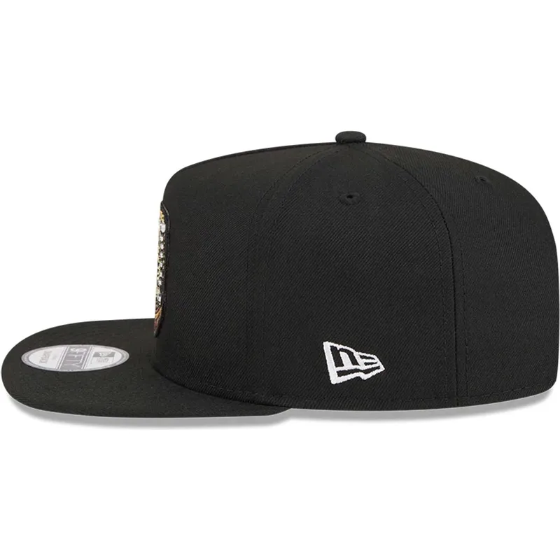 schwarze-flache-snapback-kappe-9fifty-a-frame-ring-der-atlanta-braves-mlb-von-new-era