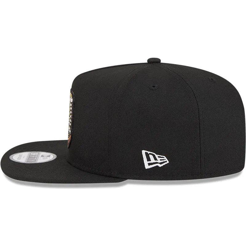 cepice-rovna-cerna-snapback-9fifty-a-frame-ring-new-york-yankees-mlb-new-era