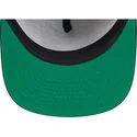 cepice-rovna-cerna-snapback-9fifty-a-frame-ring-new-york-yankees-mlb-new-era