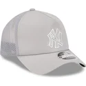cap-zaoblena-gray-snapback-9forty-apex-batting-practice-new-york-yankees-mlb-new-era