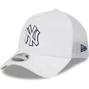 cepice-zaoblena-zadne-zvire-bila-snapback-9forty-apex-batting-practice-new-york-yankees-mlb-new-era