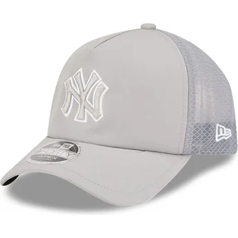 Čepice zaoblená šedá snapback 9FORTY APEX Batting Practice New York Yankees MLB New Era