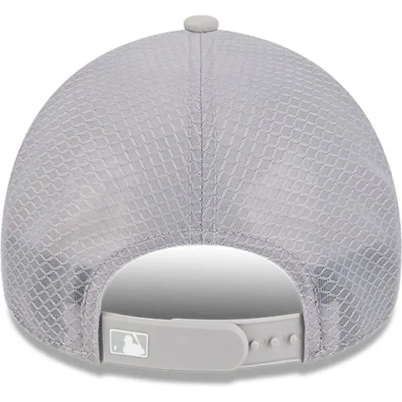 cepice-zaoblena-seda-snapback-9forty-apex-batting-practice-new-york-yankees-mlb-new-era