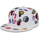 cepice-rovna-bila-prilehava-59fifty-all-over-nba-new-era