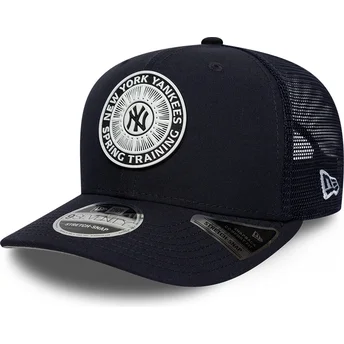 Marineblaue Trucker-Kappe 9SEVENTY Stretch Snap Circle Spring Training der New York Yankees MLB von New Era