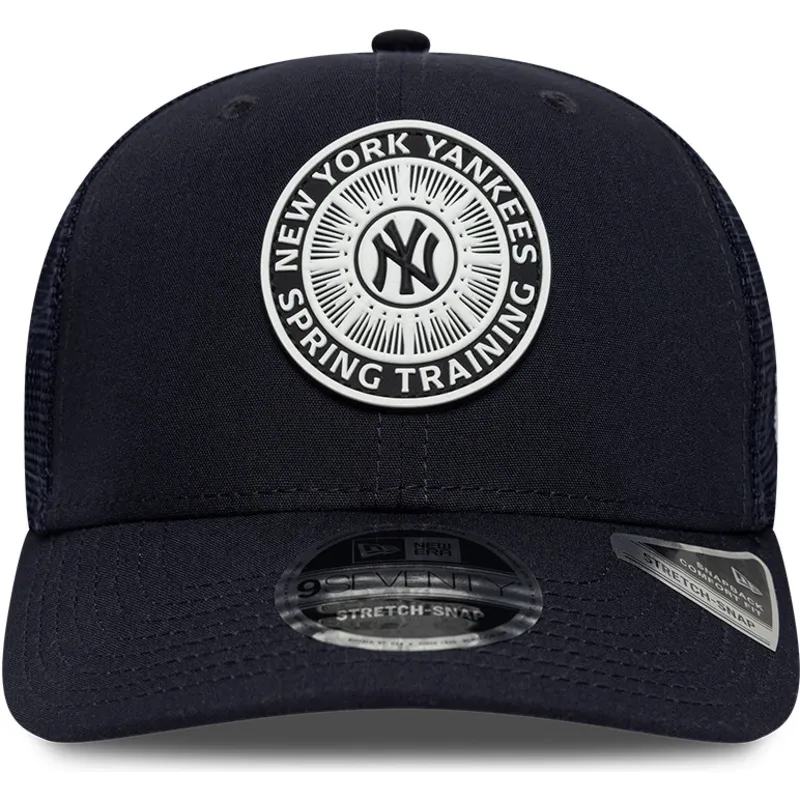 cepice-zaoblena-namornicka-modra-snapback-9seventy-stretch-snap-circle-spring-training-new-york-yankees-mlb-new-era