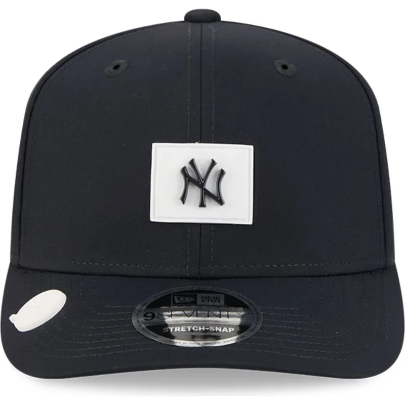 cepice-zaoblena-namornicka-modra-snapback-9seventy-stretch-snap-clubhouse-new-york-yankees-mlb-new-era