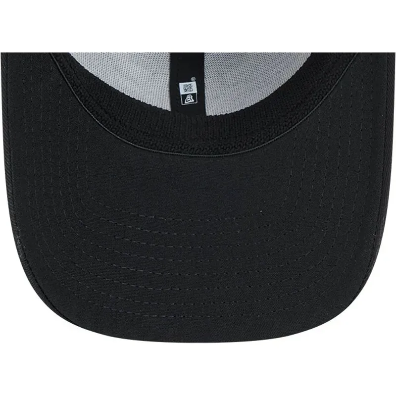 svart-justerad-trucker-keps-39thirty-evergreen-neo-fran-chicago-bulls-nba-av-new-era