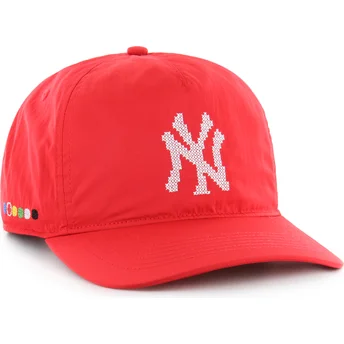 Čepice zaoblená červená snapback Hitch LC Eight Bit Hero New York Yankees MLB 47 Brand