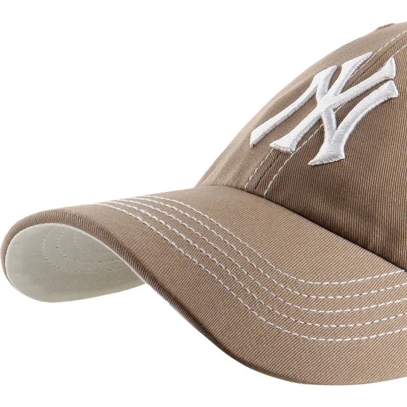 cap-zaoblena-brown-adjustable-strap-clean-up-contrast-stitch-new-york-yankees-mlb-47-brand