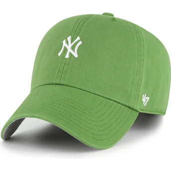 Čepice zaoblená zelená nastavitelný pásek Clean Up Base Runner Fatigue Green New York Yankees MLB 47 Brand