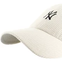 cepice-zaoblena-bezova-nastavitelny-pasek-clean-up-cord-base-runner-new-york-yankees-mlb-47-brand
