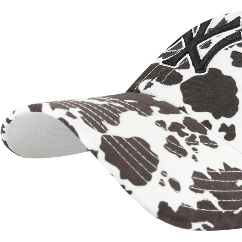 vit-justerbar-kurvad-keps-clean-up-bessie-fran-new-york-yankees-mlb-av-47-brand