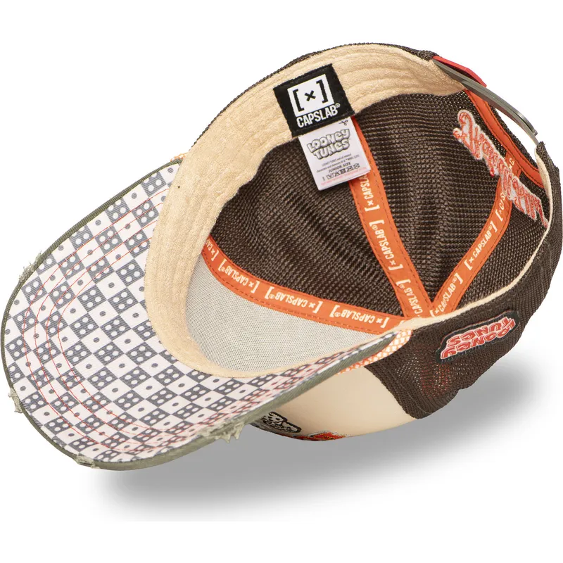 cap-zaoblena-brown-snapback-bugs-bunny-looney-tunes-capslab