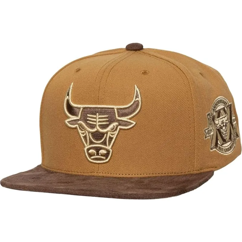braune-verstellbare-flatcap-coffee-strapback-der-chicago-bulls-nba-von-mitchell-ness