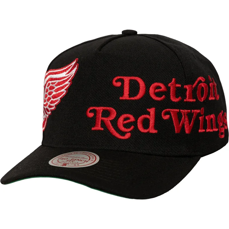 schwarze-gebogene-snapback-kappe-busted-pro-von-detroit-red-wings-nhl-von-mitchell-ness