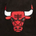 cepice-zaoblena-cerna-snapback-shady-suede-pro-chicago-bulls-nba-mitchell-ness