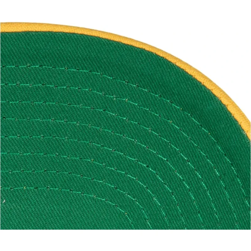 violette-und-gelbe-gebogene-kappe-snapback-team-script-20-pro-der-los-angeles-lakers-nba-von-mitchell-ness