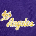 violette-und-gelbe-gebogene-kappe-snapback-team-script-20-pro-der-los-angeles-lakers-nba-von-mitchell-ness