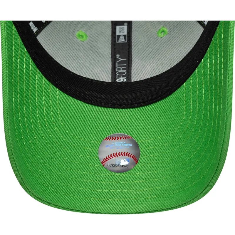 cepice-zaoblena-zelena-nastavitelny-pro-deti-9forty-essential-new-york-yankees-mlb-new-era