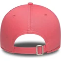 cepice-zaoblena-ruzova-nastavitelny-pasek-9twenty-league-essential-midi-new-york-yankees-mlb-new-era