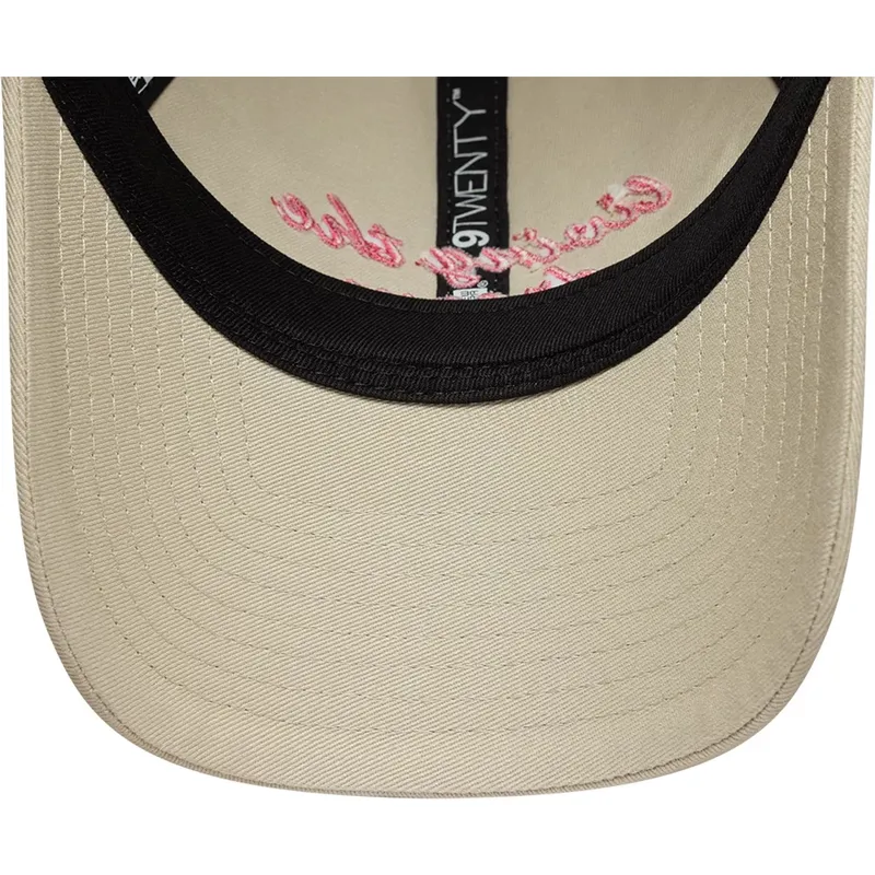 bojd-beige-justerbar-keps-for-dam-9twenty-living-the-dream-slogan-fran-new-era